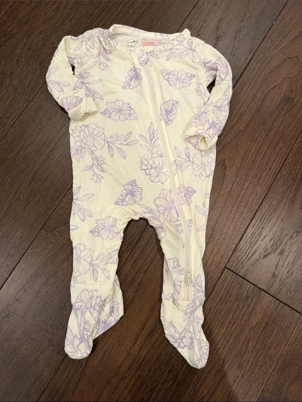 Baby Grey Footed Onesie 0-3 Months with Purple Flowers - C39-123